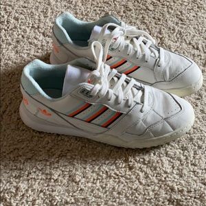 Adidas AR Sneakers